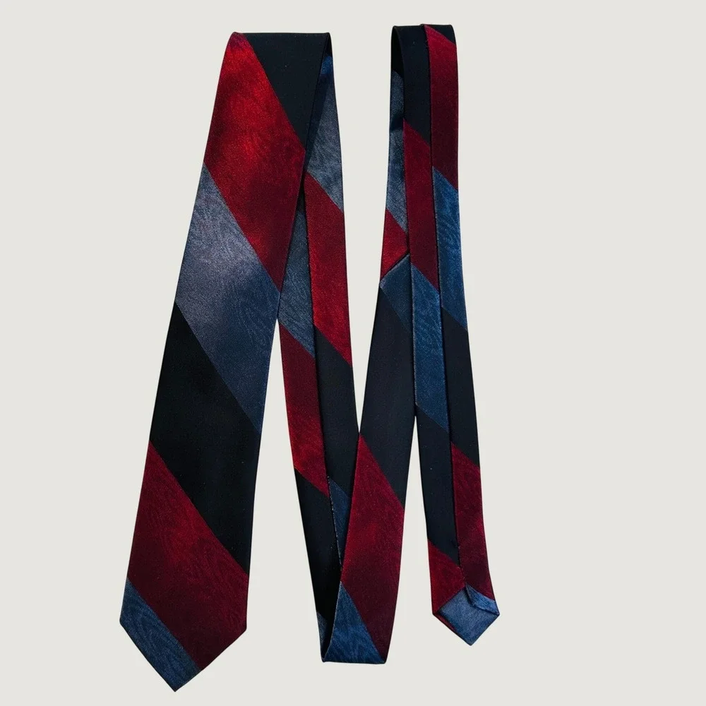 Vintage Wembley Wemlon Striped Tie Red Navy Blue Slate Washable Necktie